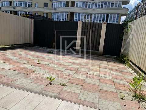 дом по адресу Українська ул., 80/1