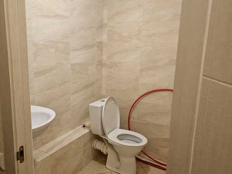 комерційна за адресою Городня вул., 7