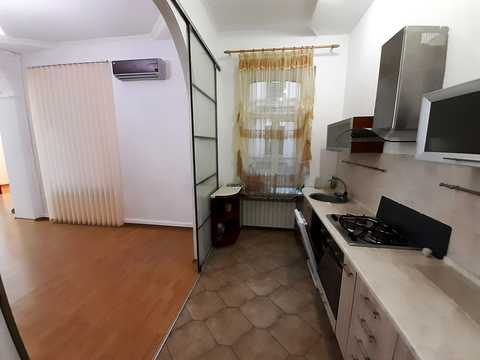 квартира за адресою Шота Руставелі вул., 34