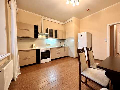 квартира за адресою Радунська вул., 8/13