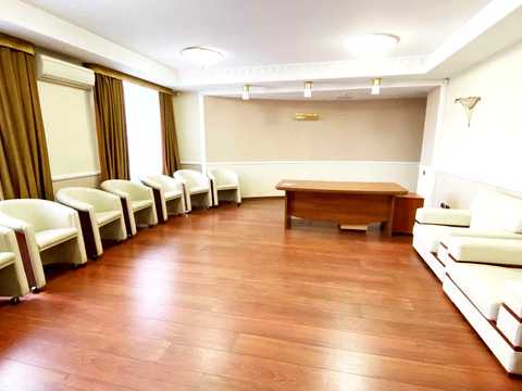 коммерческая по адресу Николая Михновского бульв. (Дружбы народов), 38