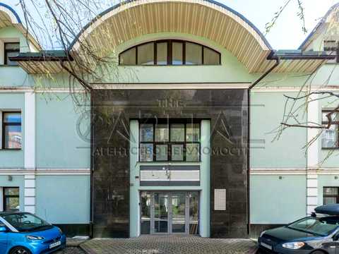 коммерческая по адресу Златоустовская ул., 2/4