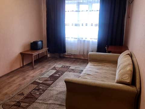 квартира по адресу Ларисы Руденко ул., 8