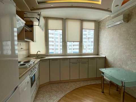 квартира по адресу Авиаконструктора Игоря Сикорского ул. (Танкова), 1-Б