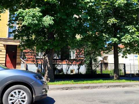 коммерческая по адресу Грушевського ул., 92