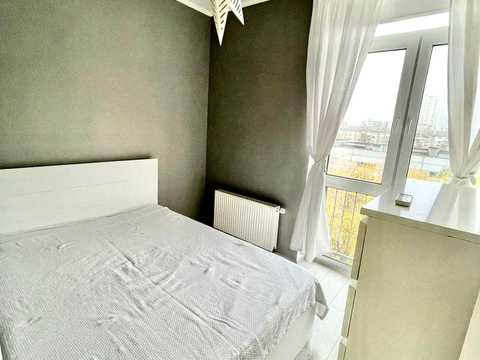 квартира за адресою Регенераторна вул., 4 к12