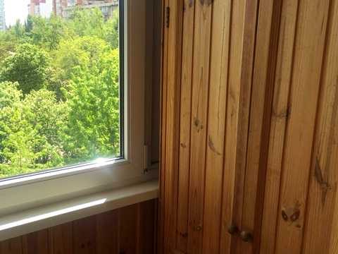 кімната за адресою Київ, Ореста Левицького вул. (Академіка Курчатова), 18