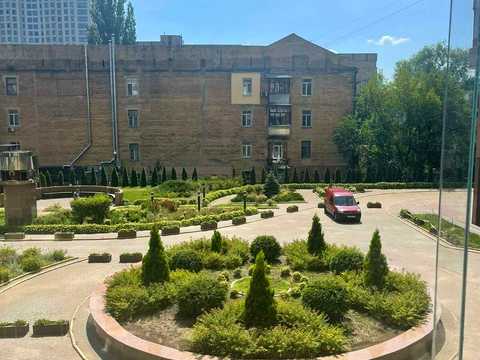 коммерческая по адресу Жилянская ул., 59