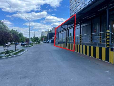 комерційна за адресою Слави бульв., 5