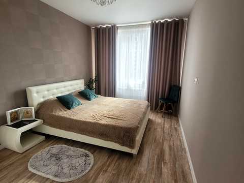 квартира за адресою Дніпровська набережна вул., 20-Б
