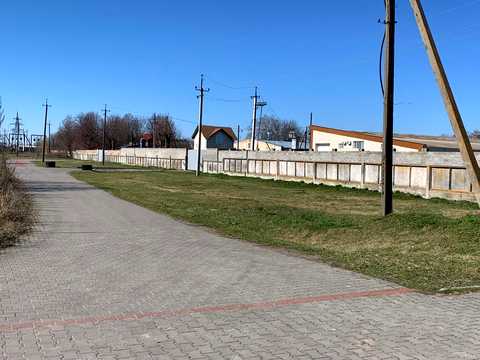коммерческая по адресу Миру, 1
