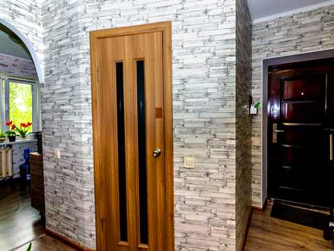 квартира за адресою Соборності вул. (Жовтнева), 1