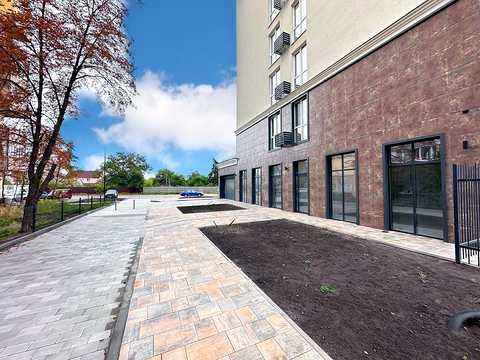 комерційна за адресою Янтарна вул., 75
