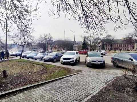 коммерческая по адресу Соборный просп. (Ленина), 26