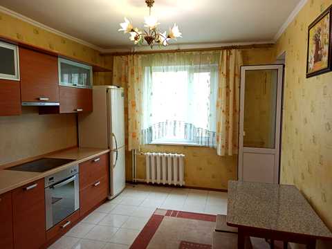 квартира за адресою Драгоманова вул., 14