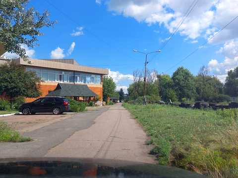 комерційна за адресою Виставкова, 1