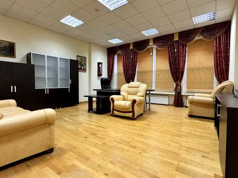 комерційна за адресою Кадетський Гай вул., 6