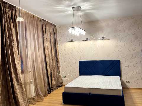 квартира за адресою Шота Руставелі вул., 44