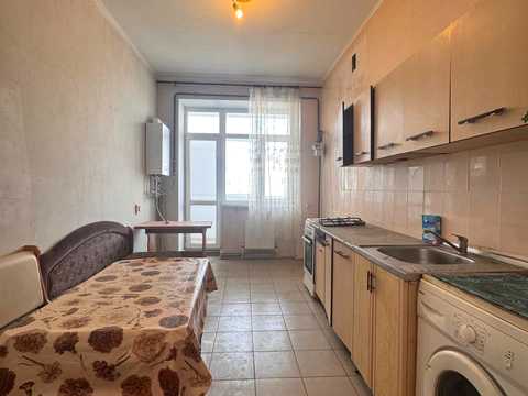 квартира за адресою Євгена Чикаленка вул., 43а