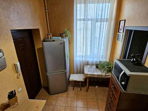 квартира за адресою Богдана Хмельницького вул., 73