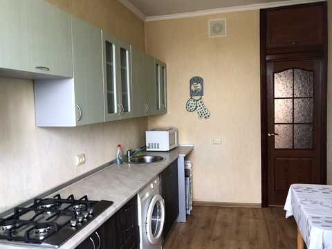 квартира за адресою Новодарницька вул., 15/1