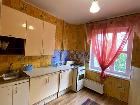 квартира за адресою Привокзальна вул., 5