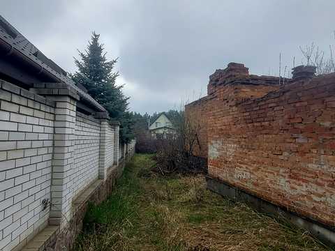 участок по адресу Хлібна