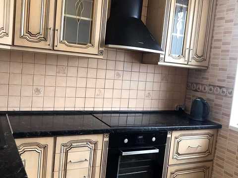 квартира за адресою Академіка Глушкова просп., 17
