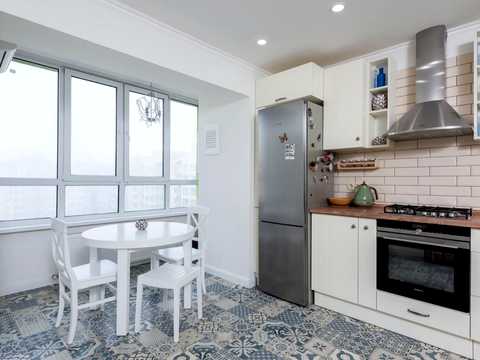 квартира за адресою Жулянская, 1г
