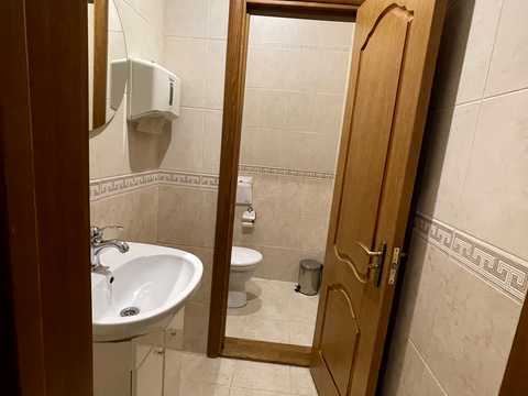 комерційна за адресою Дмитрівська вул., 52-Б