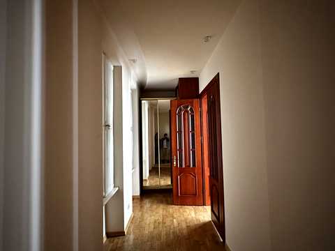 квартира за адресою Ярослава Стецька вул. (Добролюбова), 11