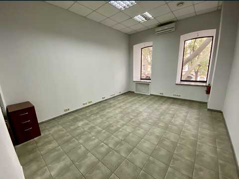 комерційна за адресою Італійська вул. (Пушкінська), 56