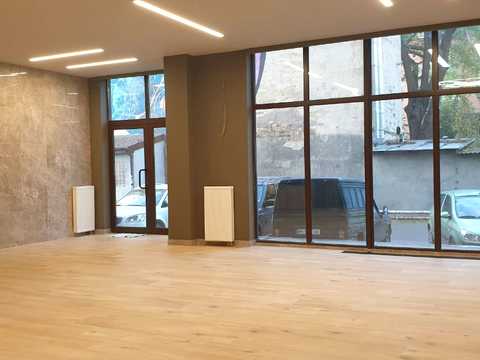 комерційна за адресою Французький бульв., 13а