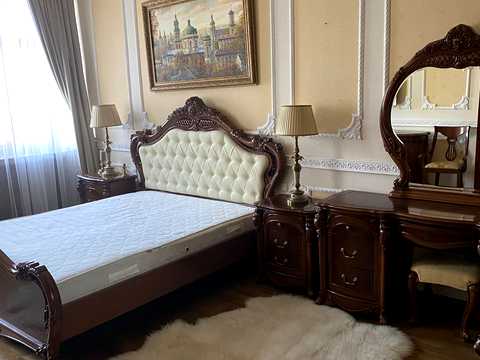 квартира за адресою Пл. Ринок, 13