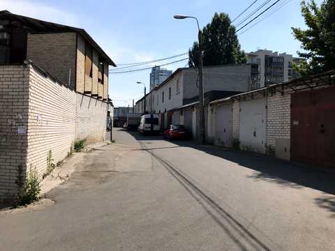 комерційна за адресою Новомостицька вул., 25