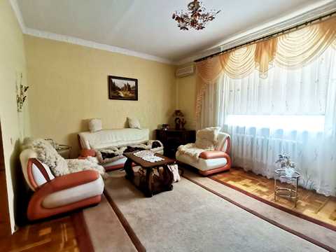 дом по адресу Заозерна вул.