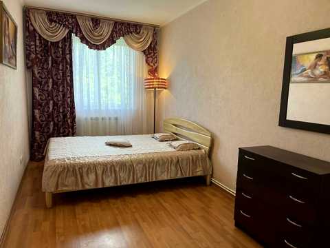 квартира по адресу Космонавтів ул., 14