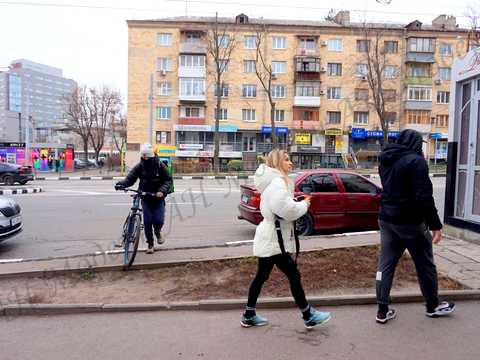 комерційна за адресою Науки просп. (Леніна), 46