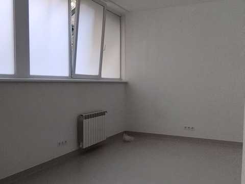 комерційна за адресою Назарівська вул. (Вєтрова), 7-Б