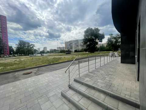комерційна за адресою Миколи Кибальчича вул., 1-В