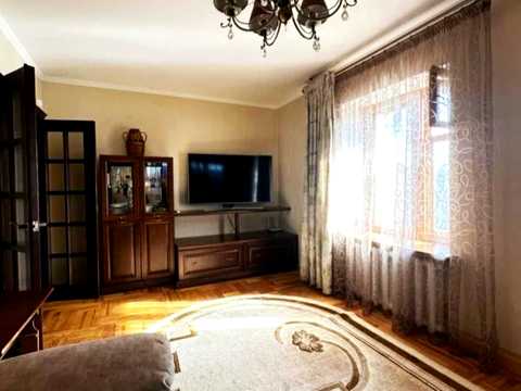 квартира за адресою Корольова вул., 10-А