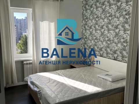 квартира за адресою Ревуцького вул., 44