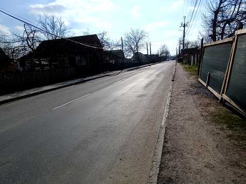 дом по адресу Леонида Каденюка пер. (Комарова)