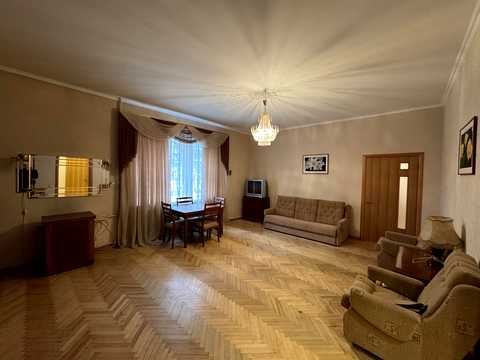 квартира по адресу Загоровская ул. (Багговутовская), 4
