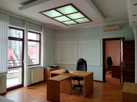 будинок за адресою Бессарабський проїзд (Павла Скоропадського)