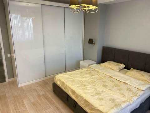 квартира за адресою Анни Ахматової вул., 30