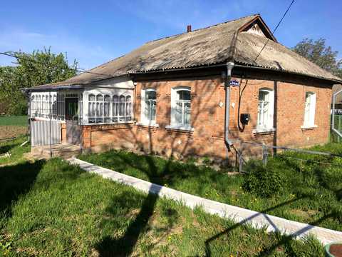 будинок за адресою с. Борсуки, Польова