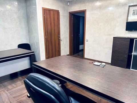 комерційна за адресою Одеса, Літературна вул., 1а
