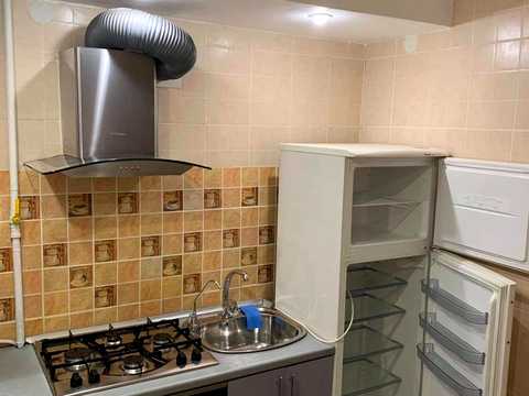 квартира за адресою Соборна вул. (50 років Жовтня), 5