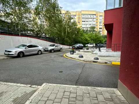 комерційна за адресою Федора Ернста вул., 16-Б